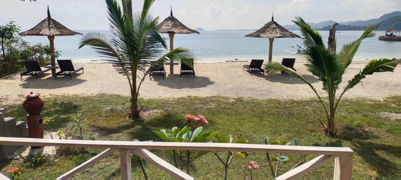 Hotel Alam Karang Gili Gede Exteriér fotografie
