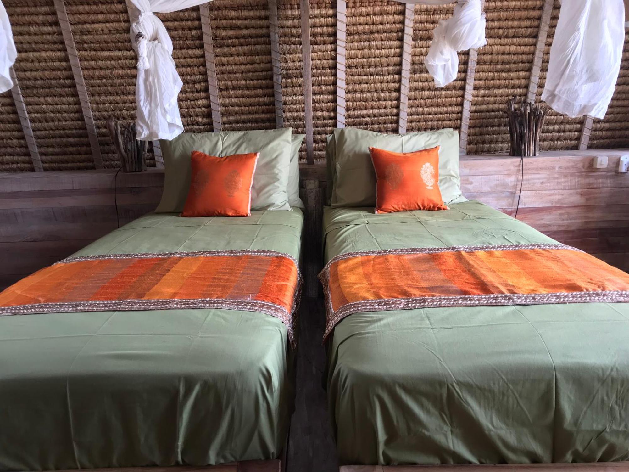 Hotel Alam Karang Gili Gede Exteriér fotografie